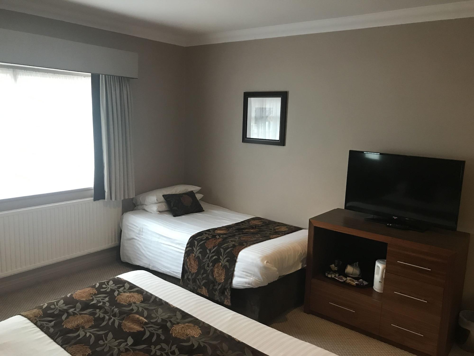 Best Western Rockingham Forest Hotel コービー エクステリア 写真