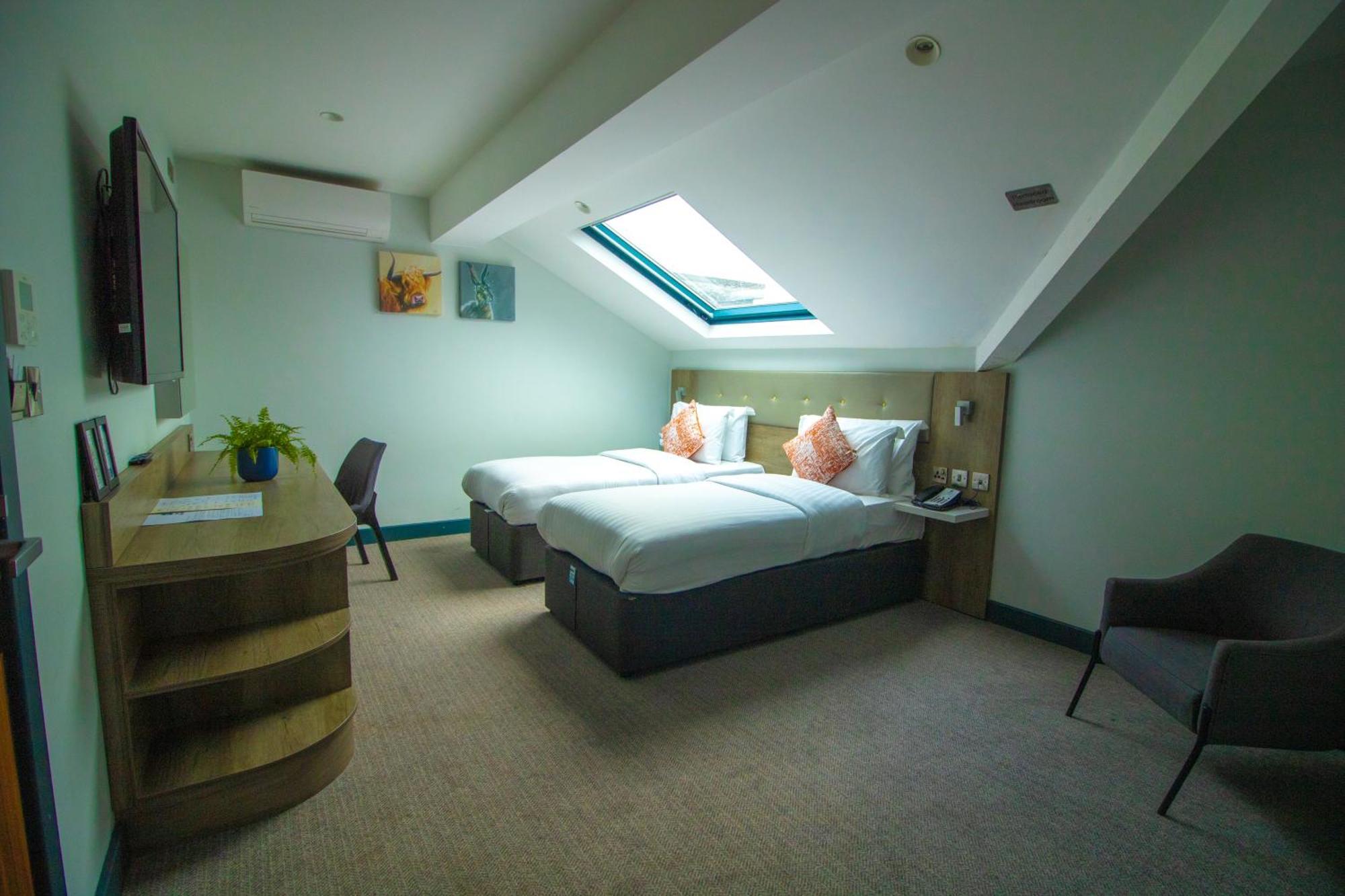 Best Western Rockingham Forest Hotel コービー エクステリア 写真